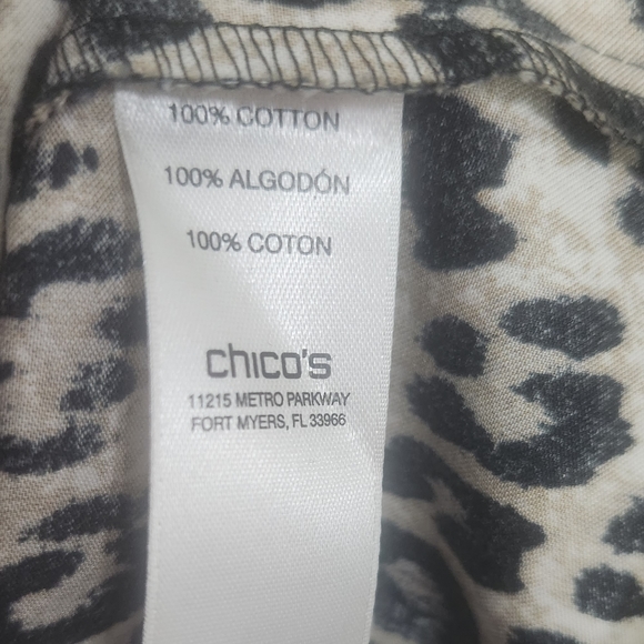 Chico's Leopard Print Long Line Button Front Shirt Sz 2 Chico's or Large - Picture 4 of 8